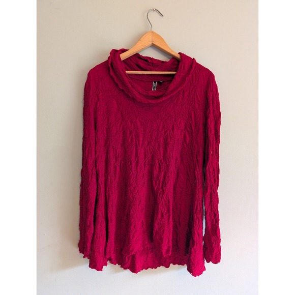 SNO SKINS Sweaters - Sno Skins Top Cowl Raw Hem Stretch USA Ski Base Layer Artistic Crinkle Textured